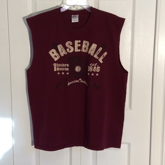 Gildan Other - Mens sleeveless t shirt